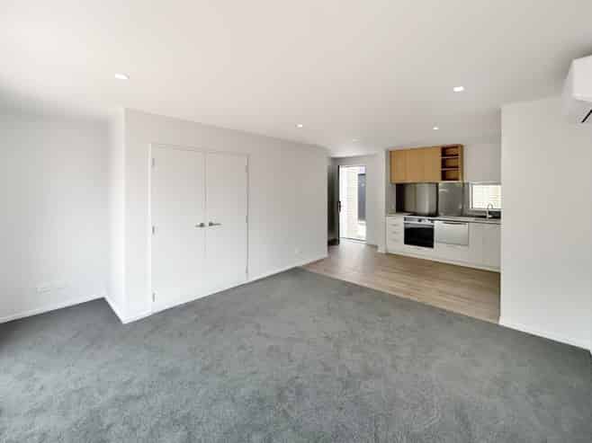 11/24 New Brighton Road, Shirley