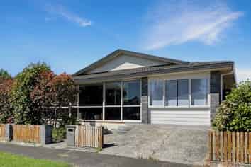 7 Flint Street, Milson