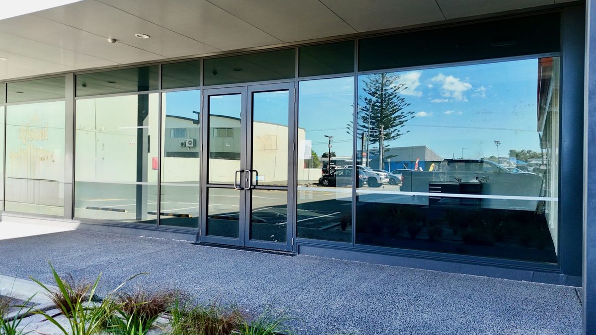 Showroom & retail space, prime Papamoa location, Papamoa