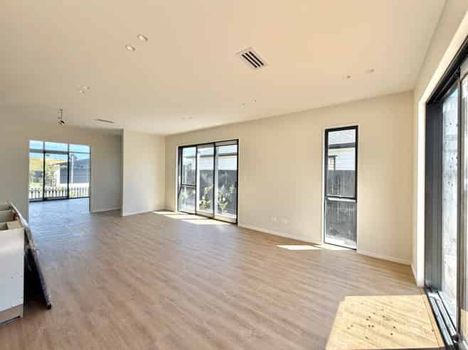 49 Tukutata Crescent, Milldale