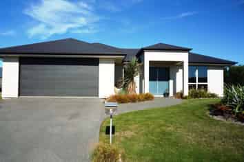 5 Goldie Place, Rolleston