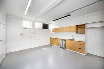 Available Now – 151sqm Northcote Workshop