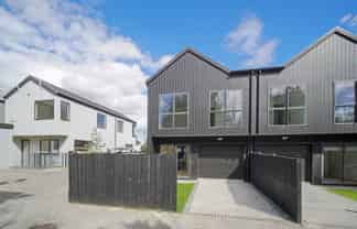 7 Yellow Pear Lane, Drury