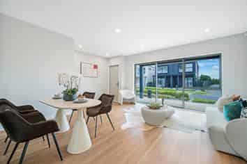 7 Yellow Pear Lane, Drury