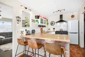 15 Rata Street, Wainuiomata