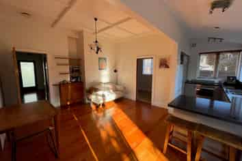 21A Oak Street, Royal Oak