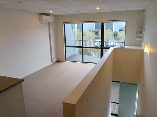 6 Airborne Road, Rosedale