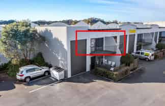 6 Airborne Road, Rosedale