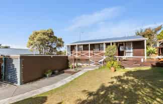 2 Helicon Place, Totara Vale