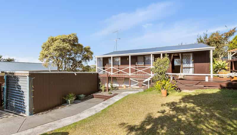 2 Helicon Place, Totara Vale