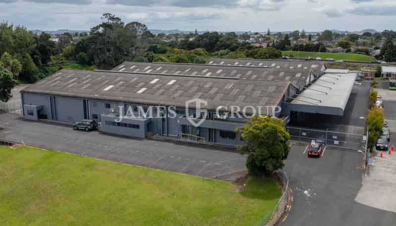 53 Tidal Road, Mangere