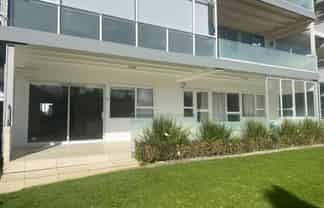 2/16 Atkin Avenue, Mission Bay