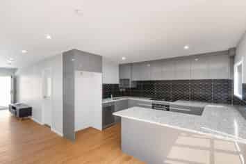 27d Esperanto Road, Papatoetoe