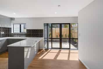 27d Esperanto Road, Papatoetoe