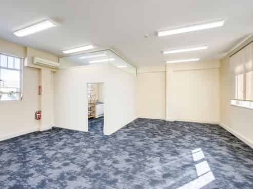 Office in Iconic Bowman Building