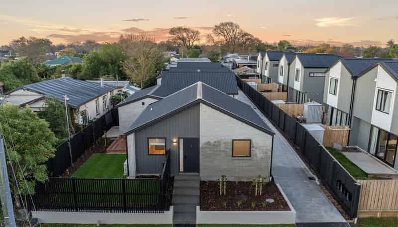 4/93 Wildberry Street, Woolston