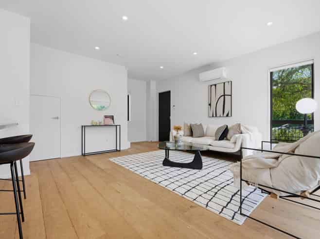 242A St Andrews Road, Epsom