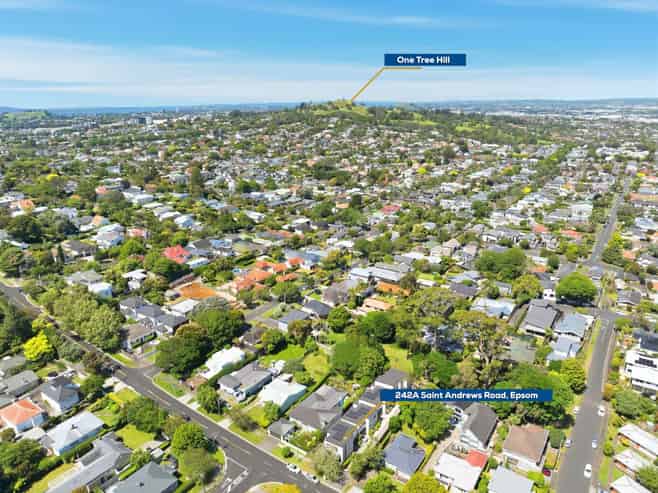 242A St Andrews Road, Epsom