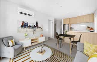 502/10 Copper Beech Avenue, Frankton