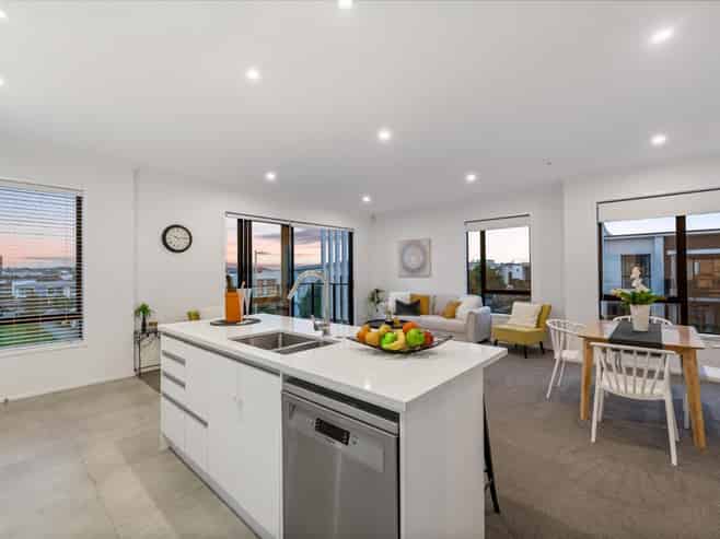 16 Malcolm Calder Road, Hobsonville