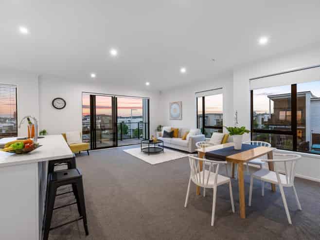 16 Malcolm Calder Road, Hobsonville