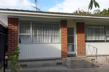 1/62 Lincoln Road, Henderson