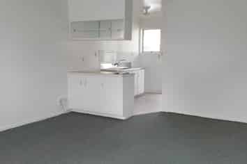 1/62 Lincoln Road, Henderson