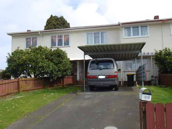 19C Sandra Avenue, Otara