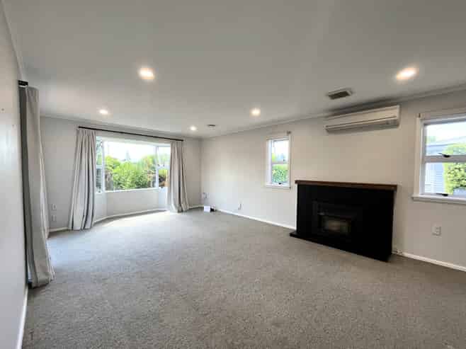 506A Park Road South, Akina