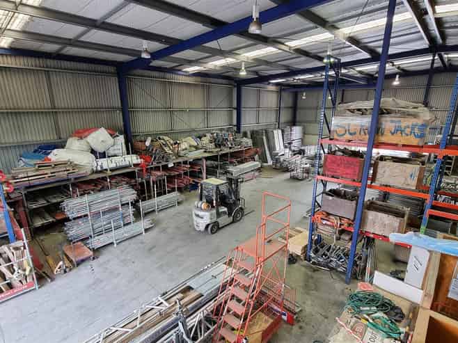 CBRE | Dual Access Warehouse in Prime Location
