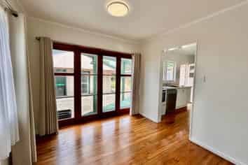 10 Murphy Road, Taradale