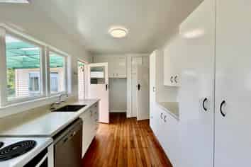 10 Murphy Road, Taradale