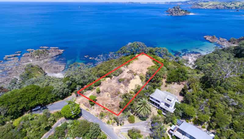 124 Rapata Road, Oakura