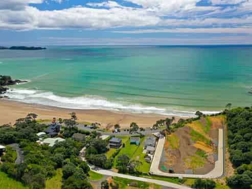 1303C Matapouri Road, Matapouri