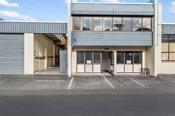 Practical Office Space in Henderson