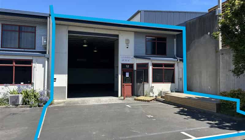 12/51  Ash Road, Wiri