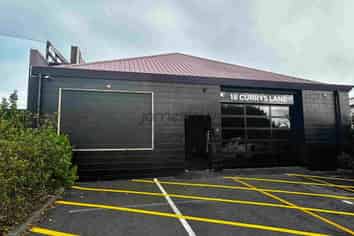 High-Profile Showroom – Wairau Valley