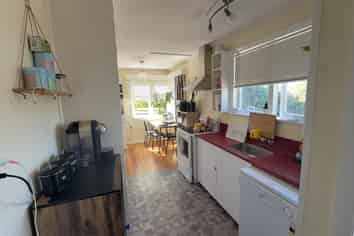 35 Hadfield Cresent, College Estate