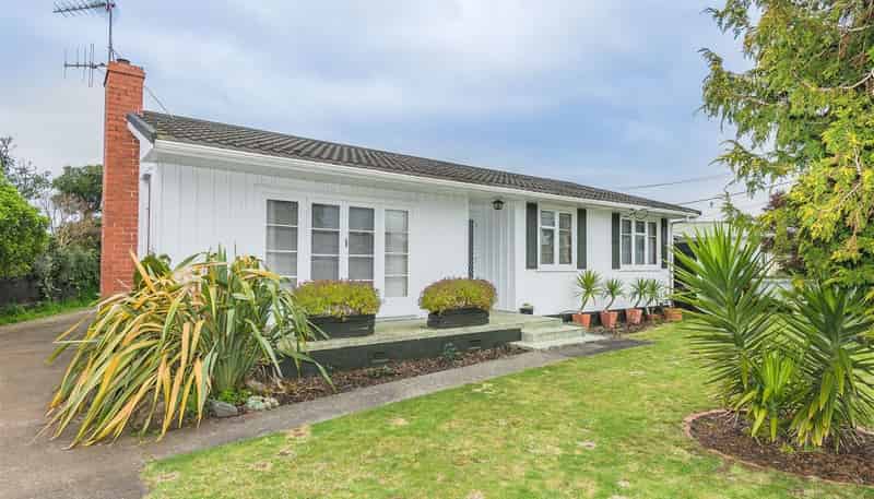 35 Hadfield Cresent, College Estate