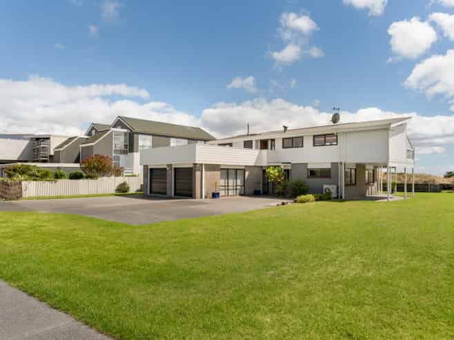165 Oceanbeach Road, Mount Maunganui