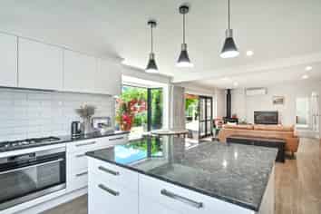 49 James Cook Street, Havelock North