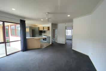 15 Pebble Beach Boulevard, Kamo