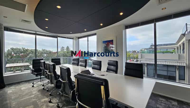 Front/87 Hurstmere Road, Takapuna