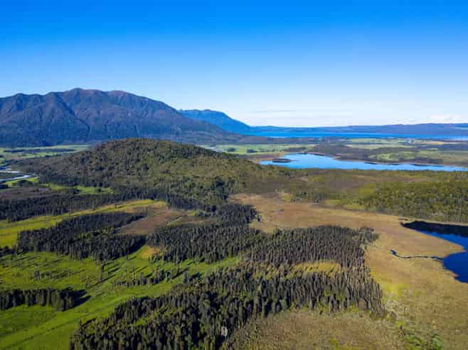 847 Lake Brunner Road, Moana
