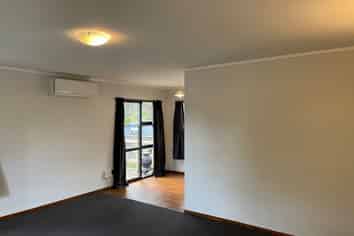 12 Manor Place, Bader