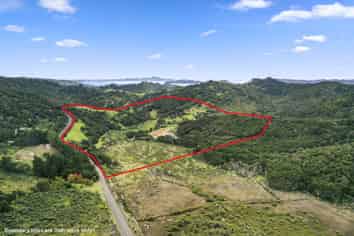 138 Paroa Bay Road, Russell