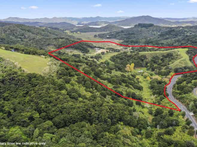 138 Paroa Bay Road, Russell