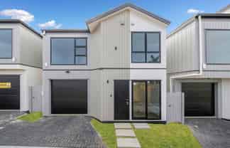 2/31 Mcleod Road, Weymouth