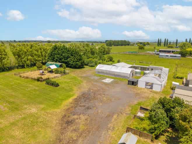 1922 State Highway 25, Pipiroa