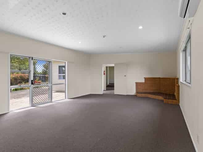 1922 State Highway 25, Pipiroa